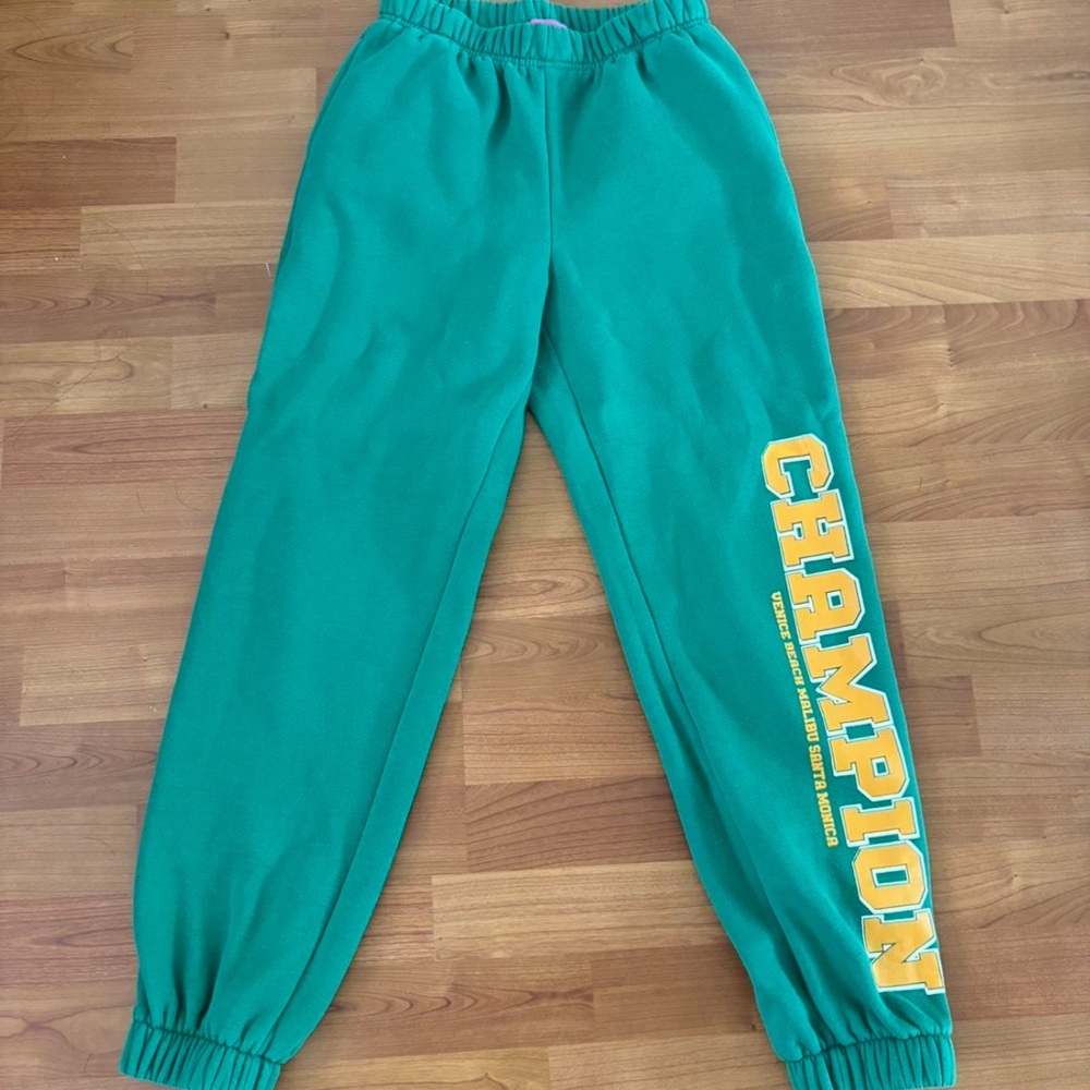 Green Edikted Sweatpants w yellow design